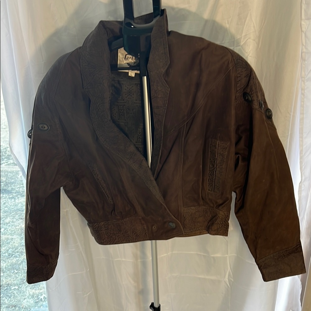 Vintage 1990s G-lll Global Identity Genuine Brown Leather Bomber Jacket